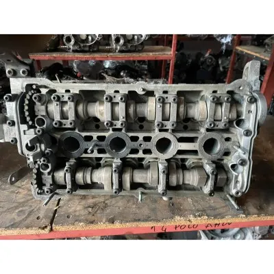 Passat 1.8 T Apu Motor Silindir Kapağı Çıkma