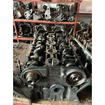 Audi A4 2.0 Tdi AlT Motor Çıkma Silindir Kapağı